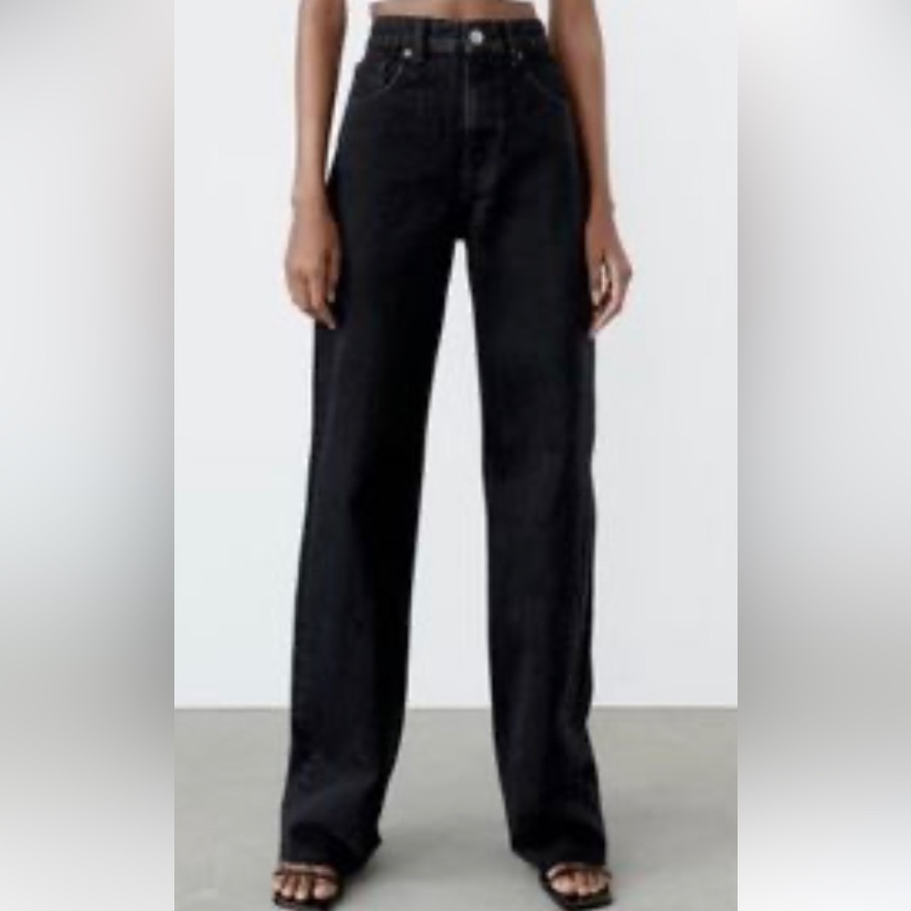 RARE zara black high waisted wide leg jeans (size 8)